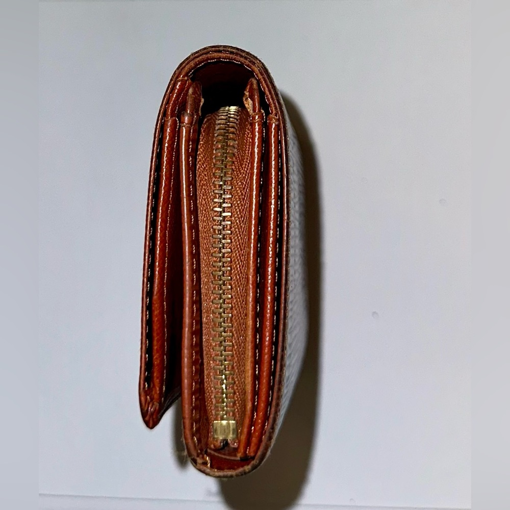 Vintage Louis Vuitton Epi Porte Monnaie Billets Tresor Leather Bifold Wallet - Picture 9 of 13
